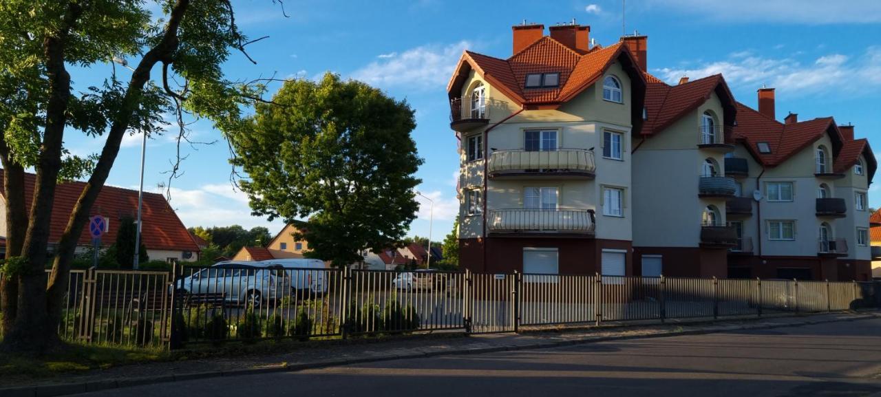 Apartament Zlote Piaski - Unibal Mielno ミエルノ エクステリア 写真